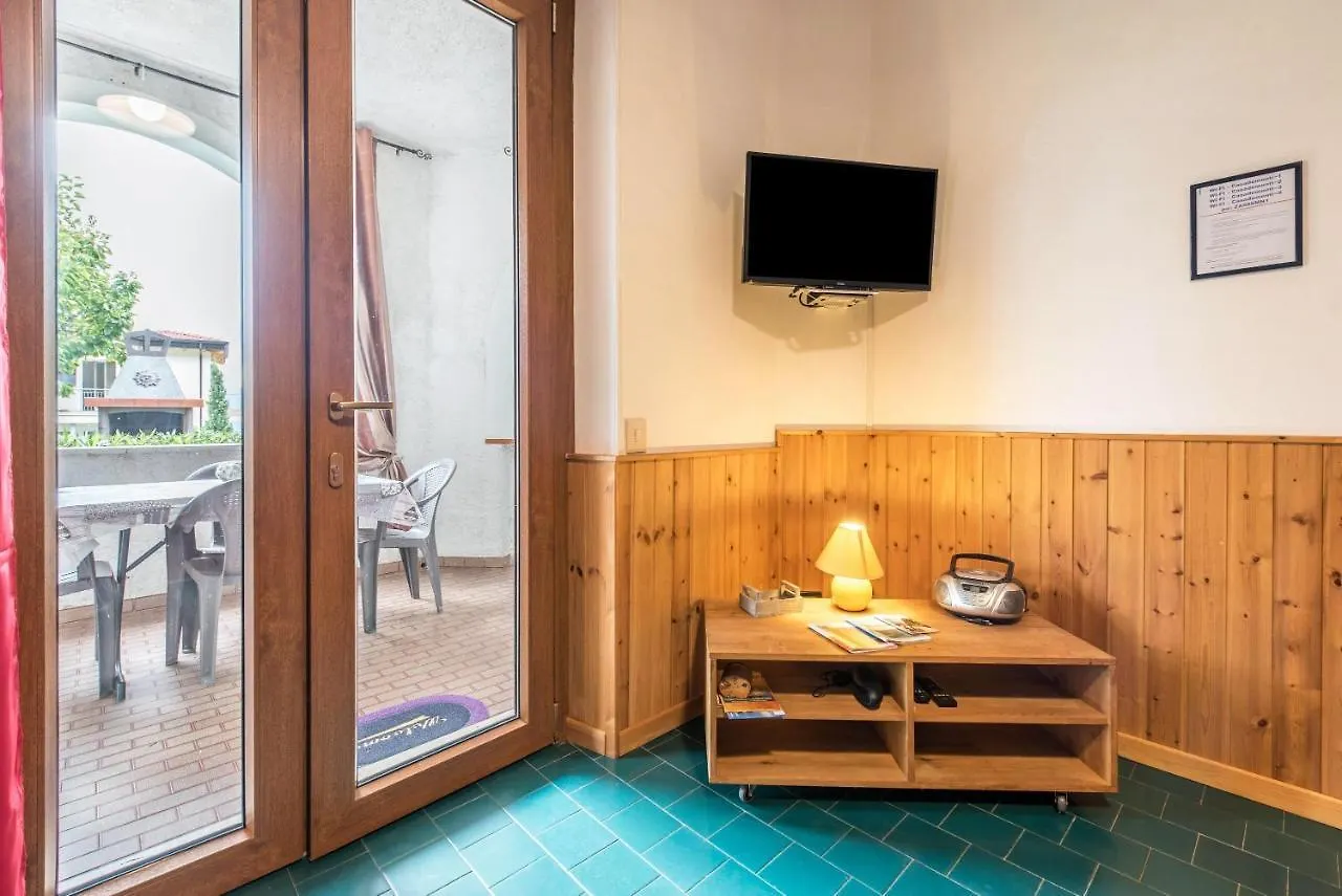 App Oleandro Casa Demonti Apartment Tignale