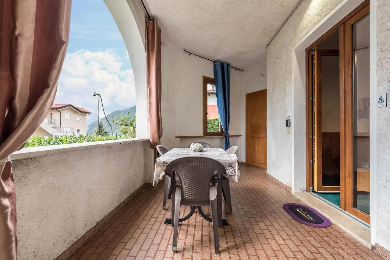 App Oleandro Casa Demonti Apartment Tignale